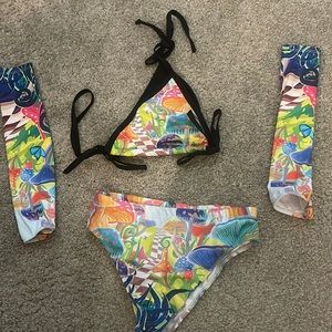 Mushroom two piece set from freedom raves :
